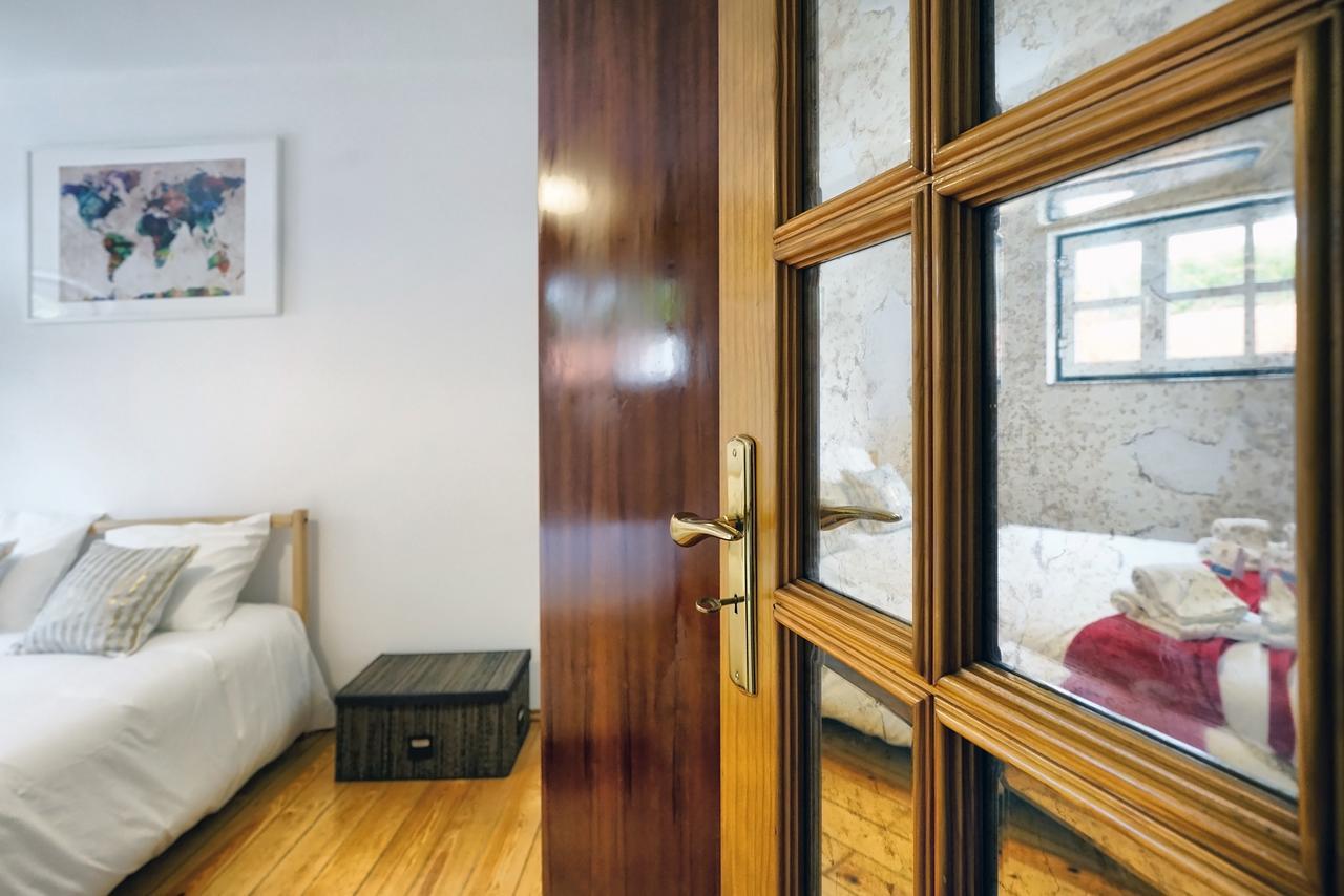 Ferienwohnung Apolonia Train Spot Lissabon Exterior foto