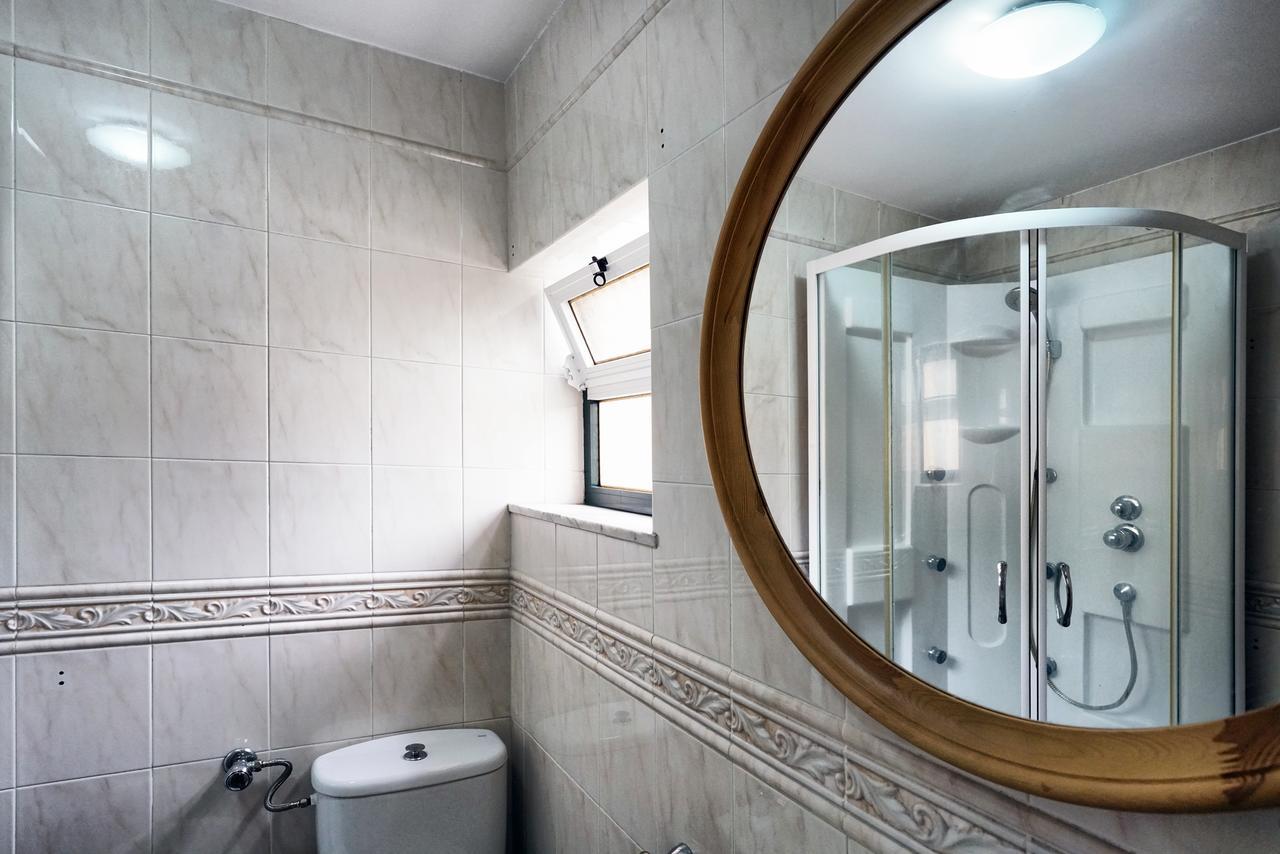 Ferienwohnung Apolonia Train Spot Lissabon Exterior foto