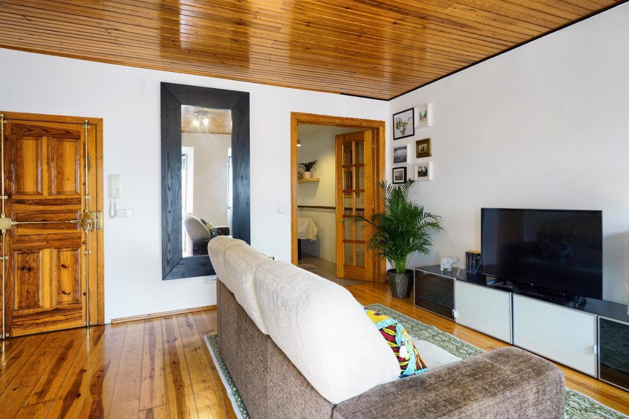 Ferienwohnung Apolonia Train Spot Lissabon Exterior foto